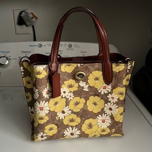 COACH Coated Canvas Signature with Floral Print Willow Tote 24